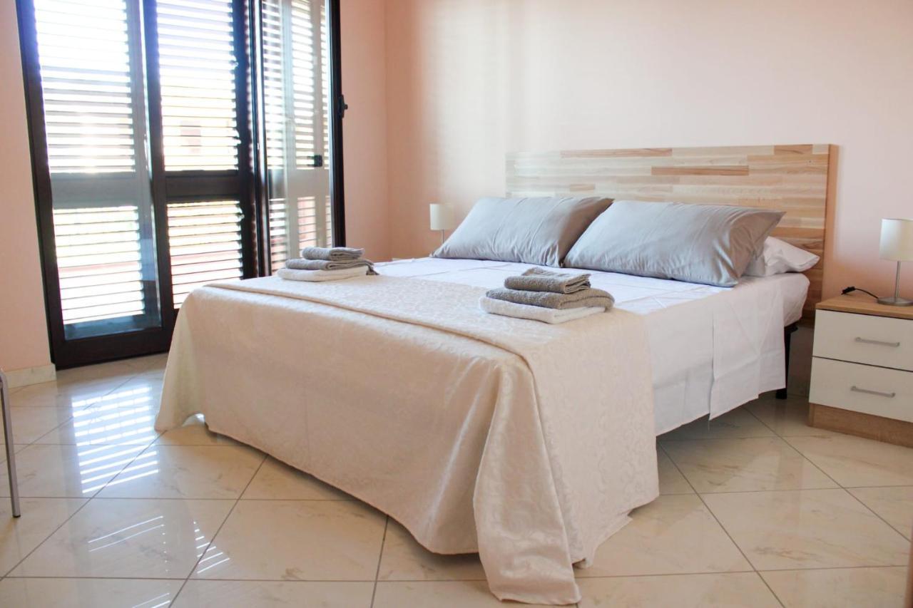 Magna Grecia B&B E Appartamenti Каулония Марина Экстерьер фото